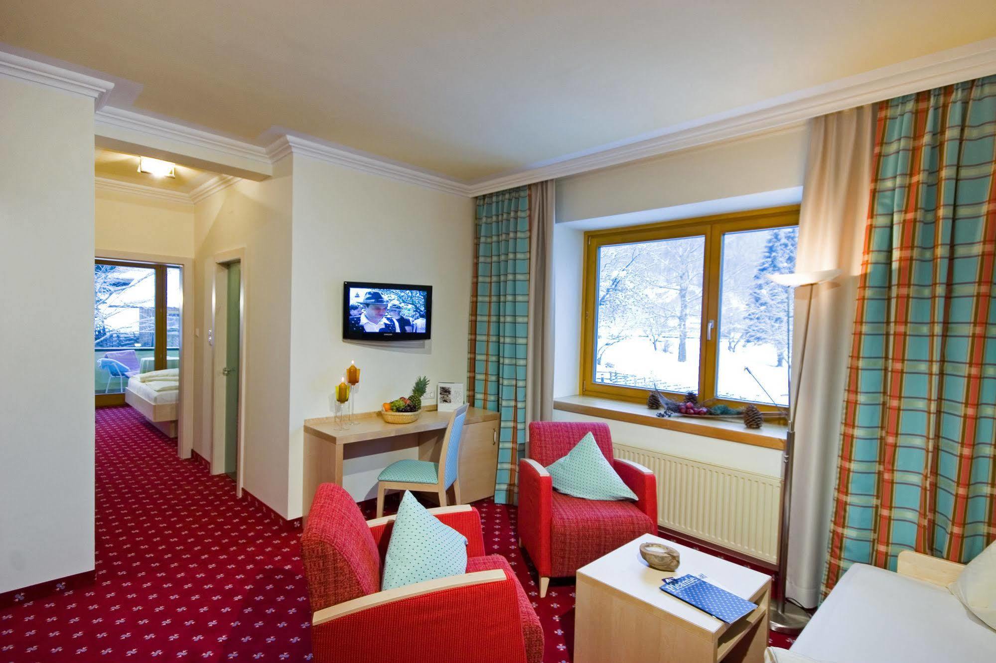 Family & Sporthotel Kaerntnerhof Bad Kleinkirchheim Luaran gambar
